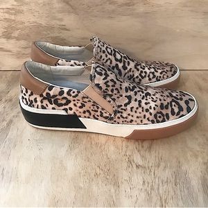 Dolce Vita Women’s Low Wall Beige/Leopard Canvas Sneaker. Size: 6.5